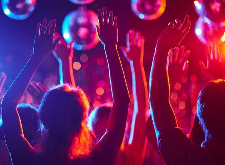 Plymouth Nightlife Guide: Bars, Clubs and After-Dark Experiences